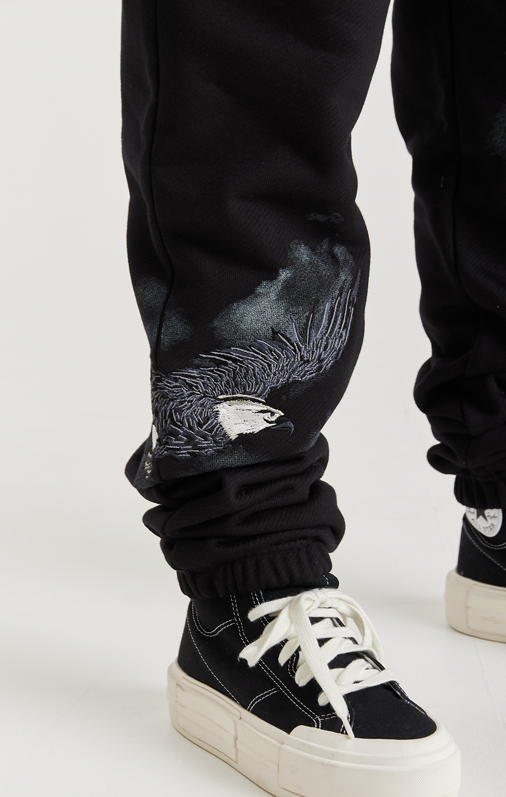 MIDNIGHT HAWK SWEATPANTS - ONLY THE BLIND™