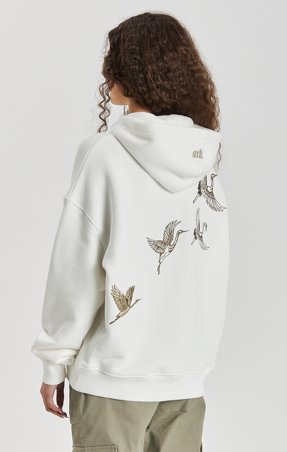 Vintage White Crane Hood - ONLY THE BLIND™