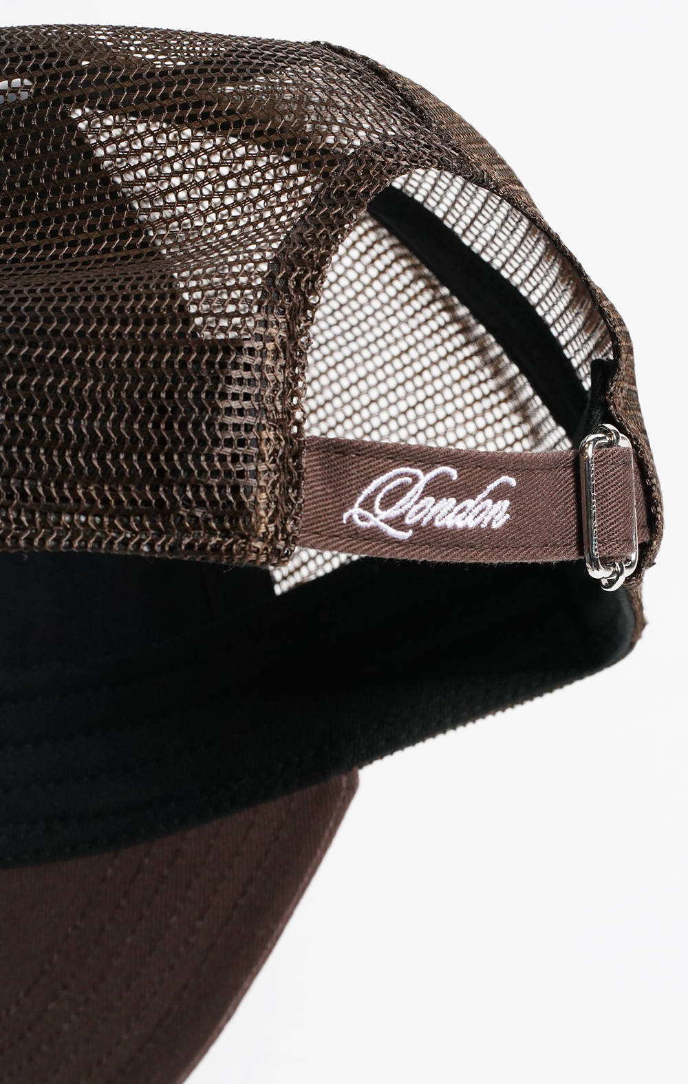 BROWN SPECIALIST TRUCKER CAP