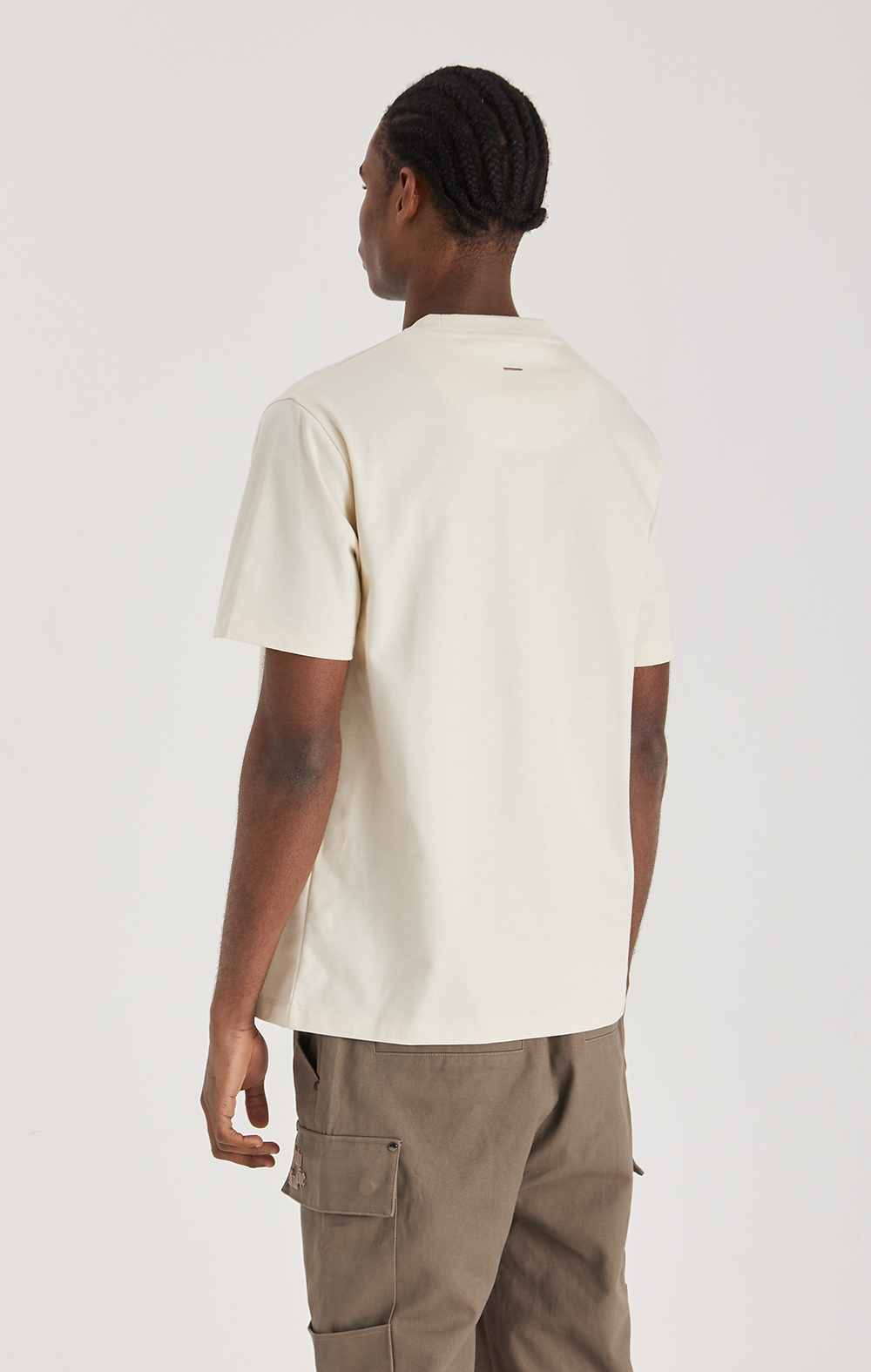 UNDYED FALCON T-SHIRT