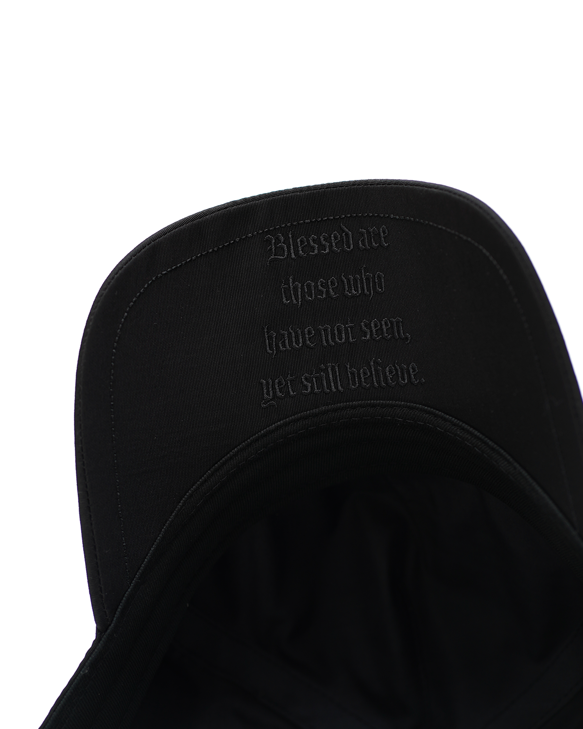 TRUCKER SIGNATURE NYLON CAP