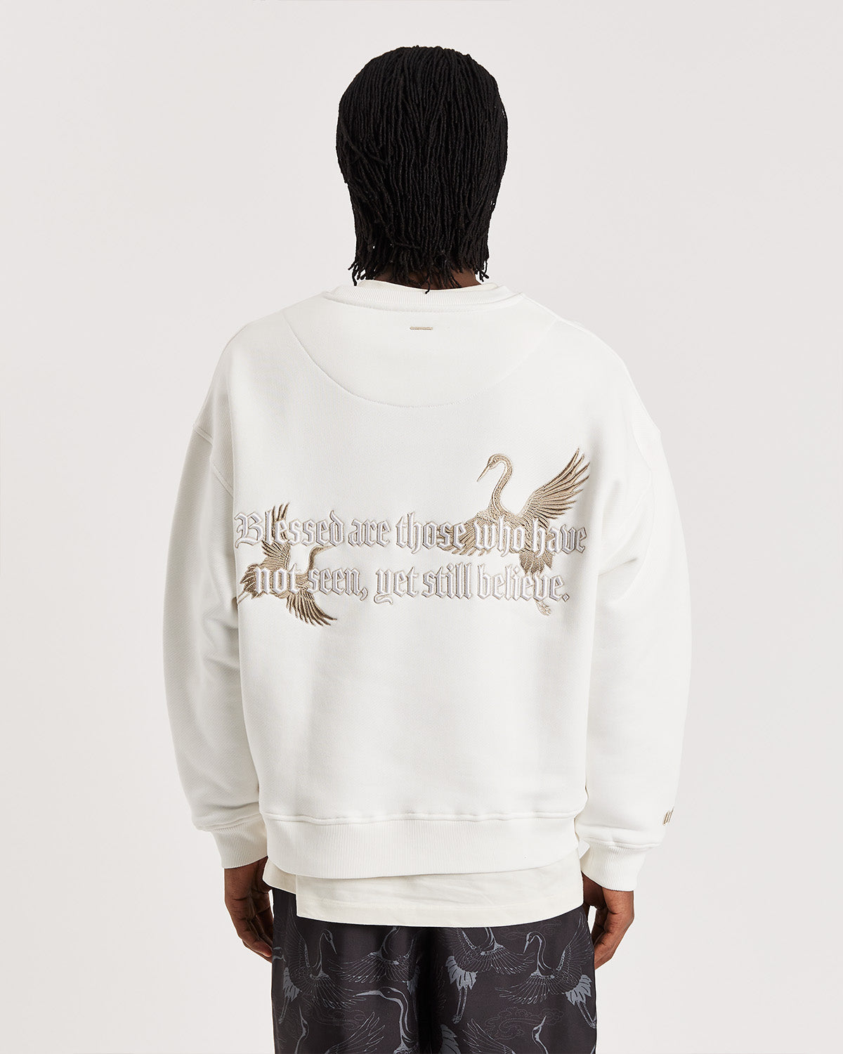 Vintage White Statement Crew Sweatshirt - ONLY THE BLIND™